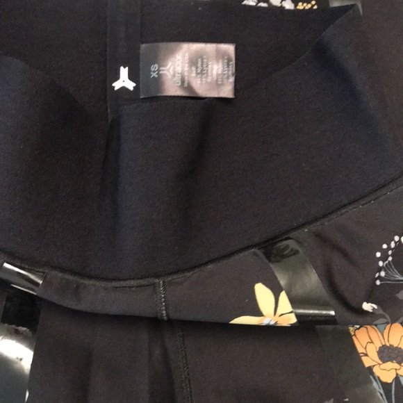 🐚Bundle Ultracor High Waist Athletic Compression Seamless Leggings XS/one NWT🐚 - Picture 6 of 12